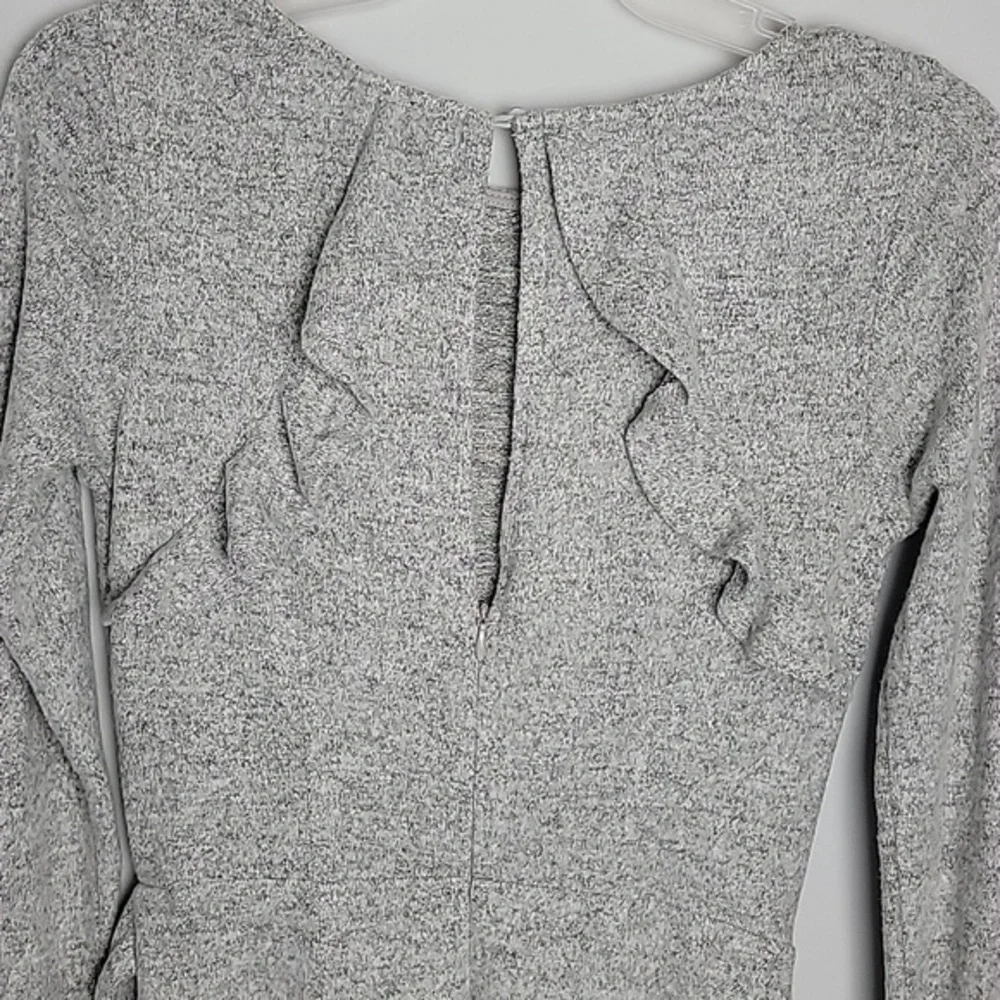 Women's Lulu's dress - Picture 10 of 13